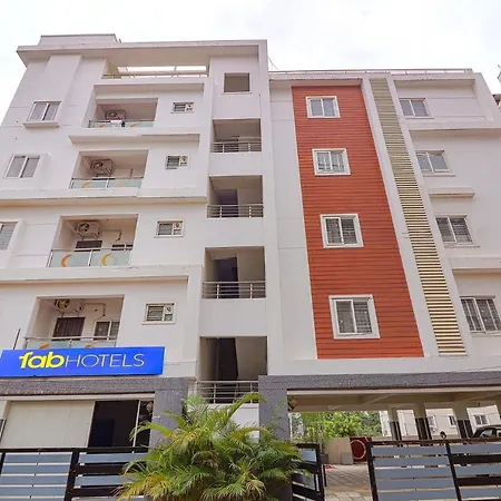 Fabhotel Srisai Hill View
